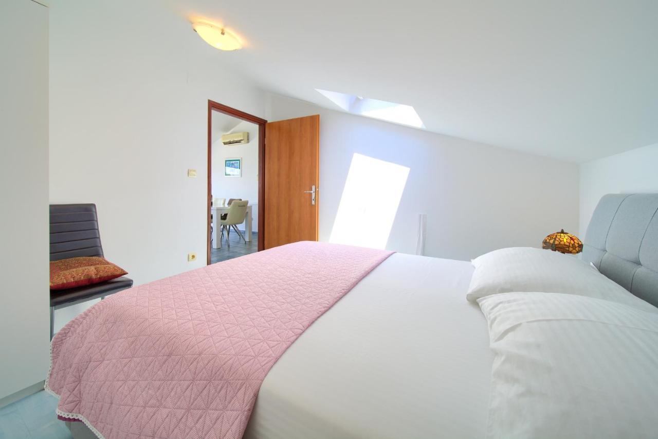 Apartments Dundo 니바이스 외부 사진